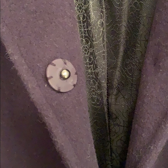 Tahari wool coat plum - Picture 5 of 7